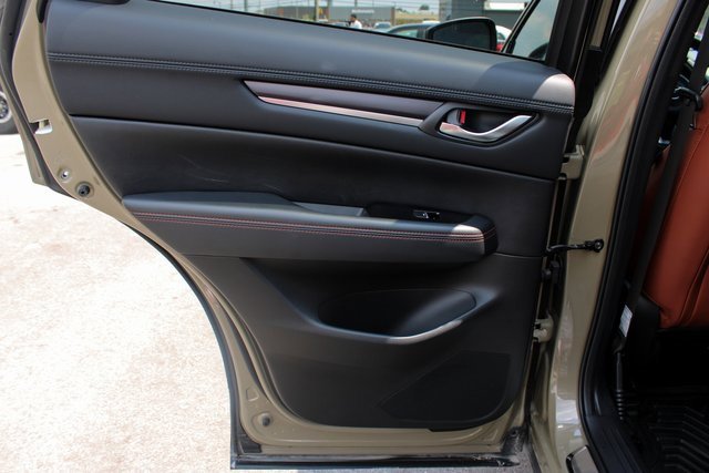Used 2024 MAZDA CX-5 Carbon Edition image 40