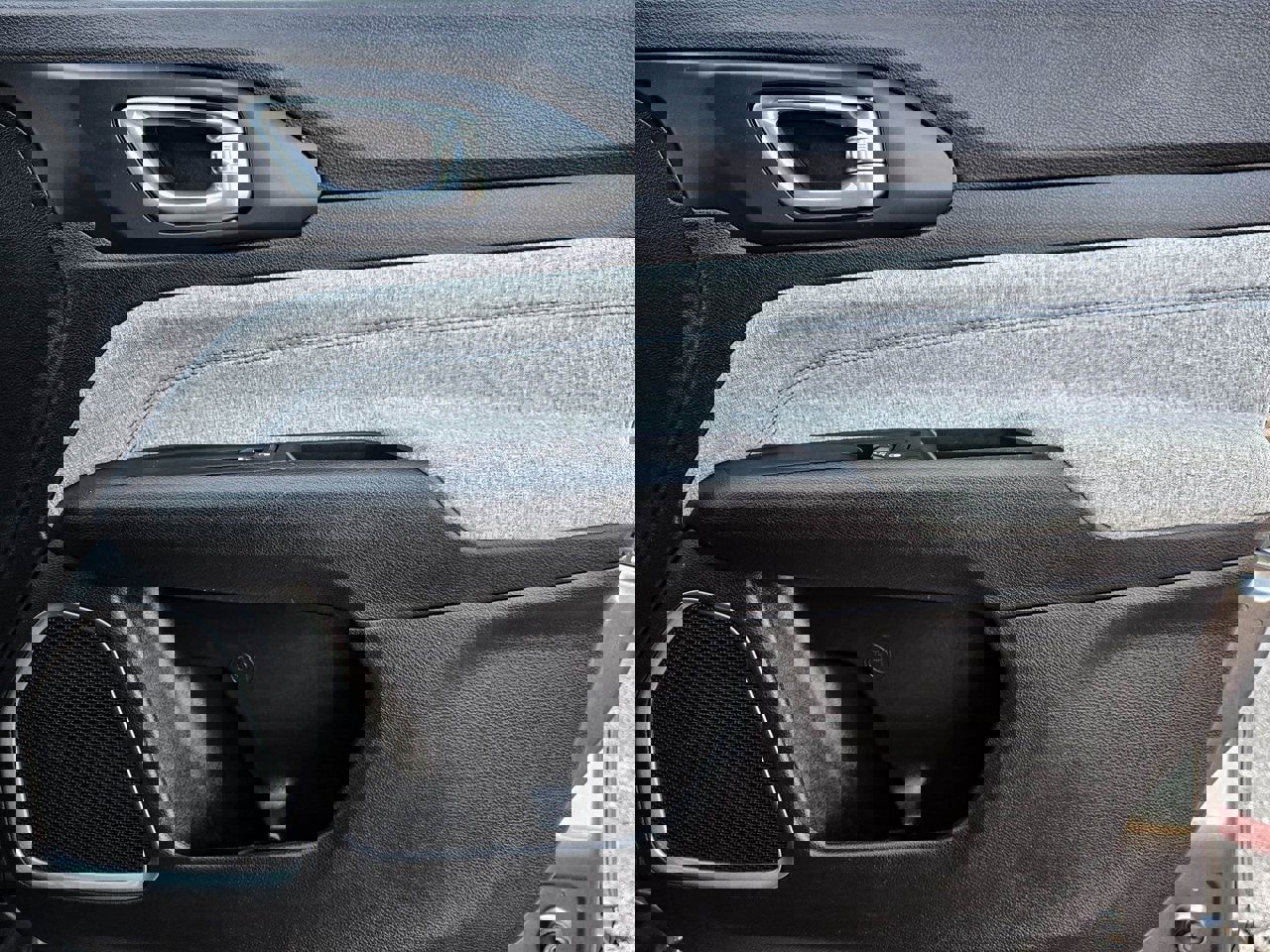 Used 2023 Jeep Compass Latitude w/ Convenience Group image 39