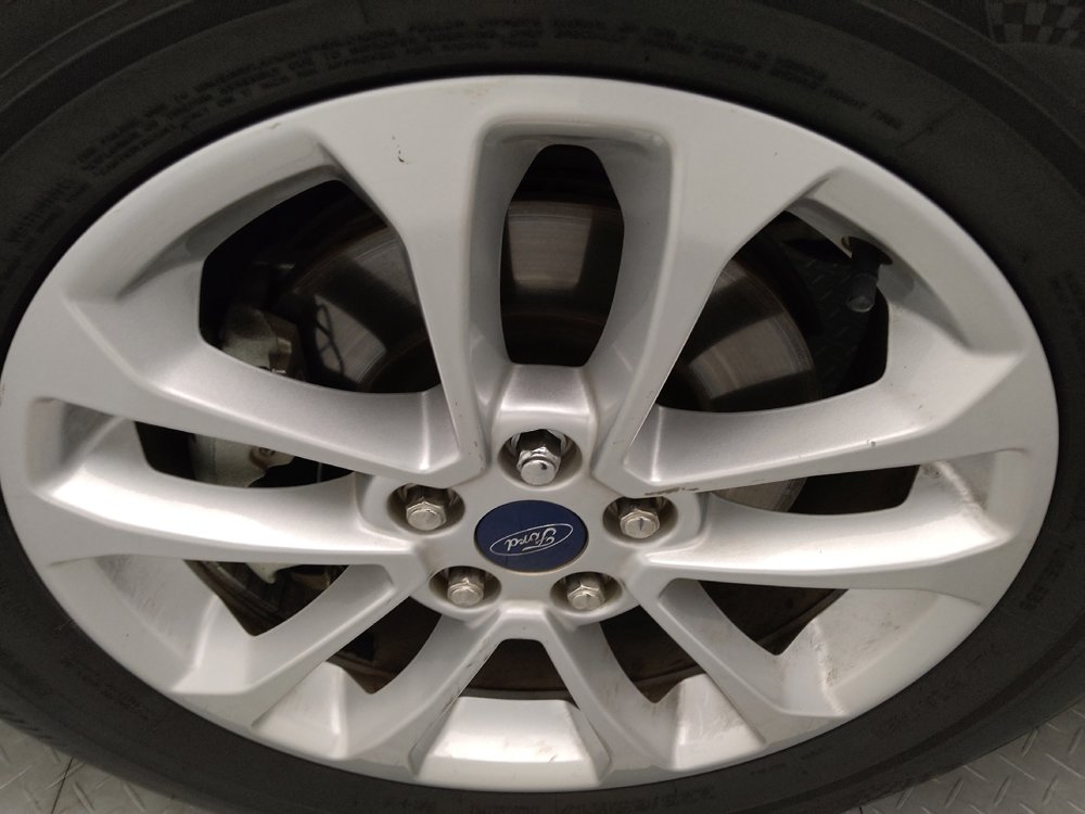 Used 2020 Ford Escape SE image 31