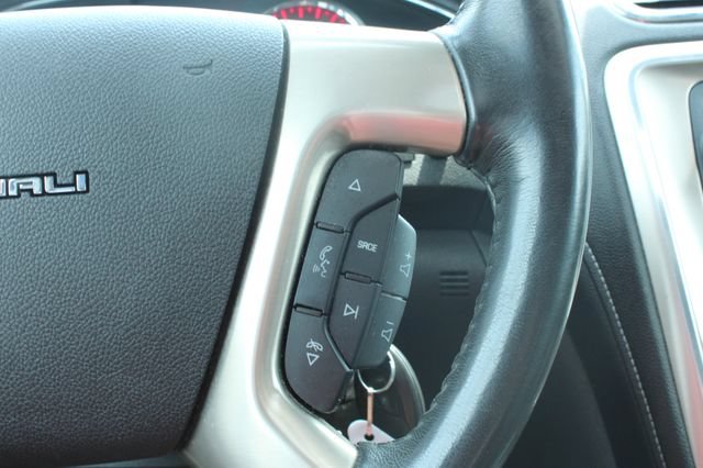 Used 2016 GMC Acadia Denali AWD/4WD image 26