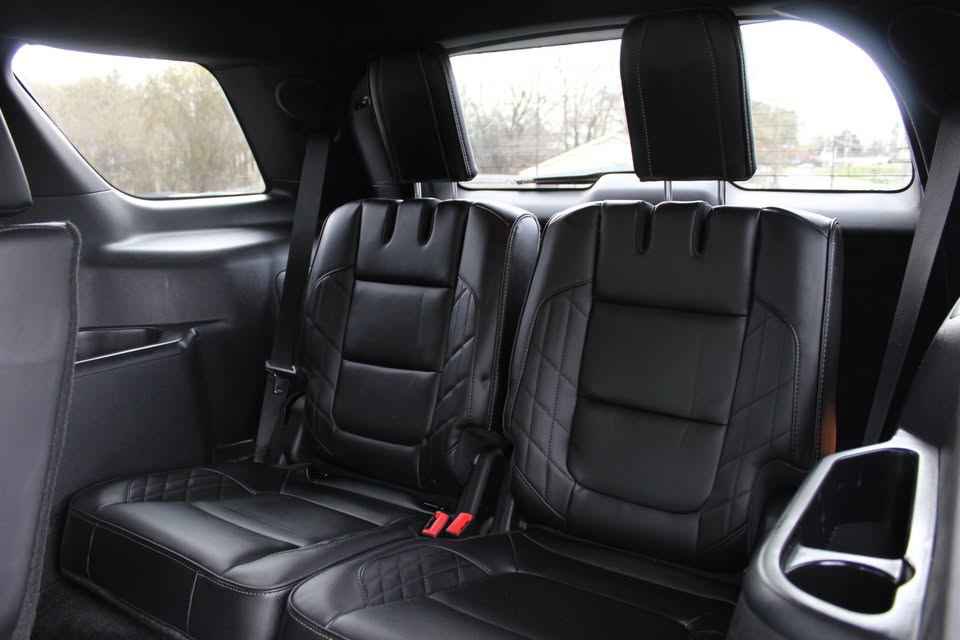 Used 2017 Ford Explorer Platinum AWD/4WD image 23