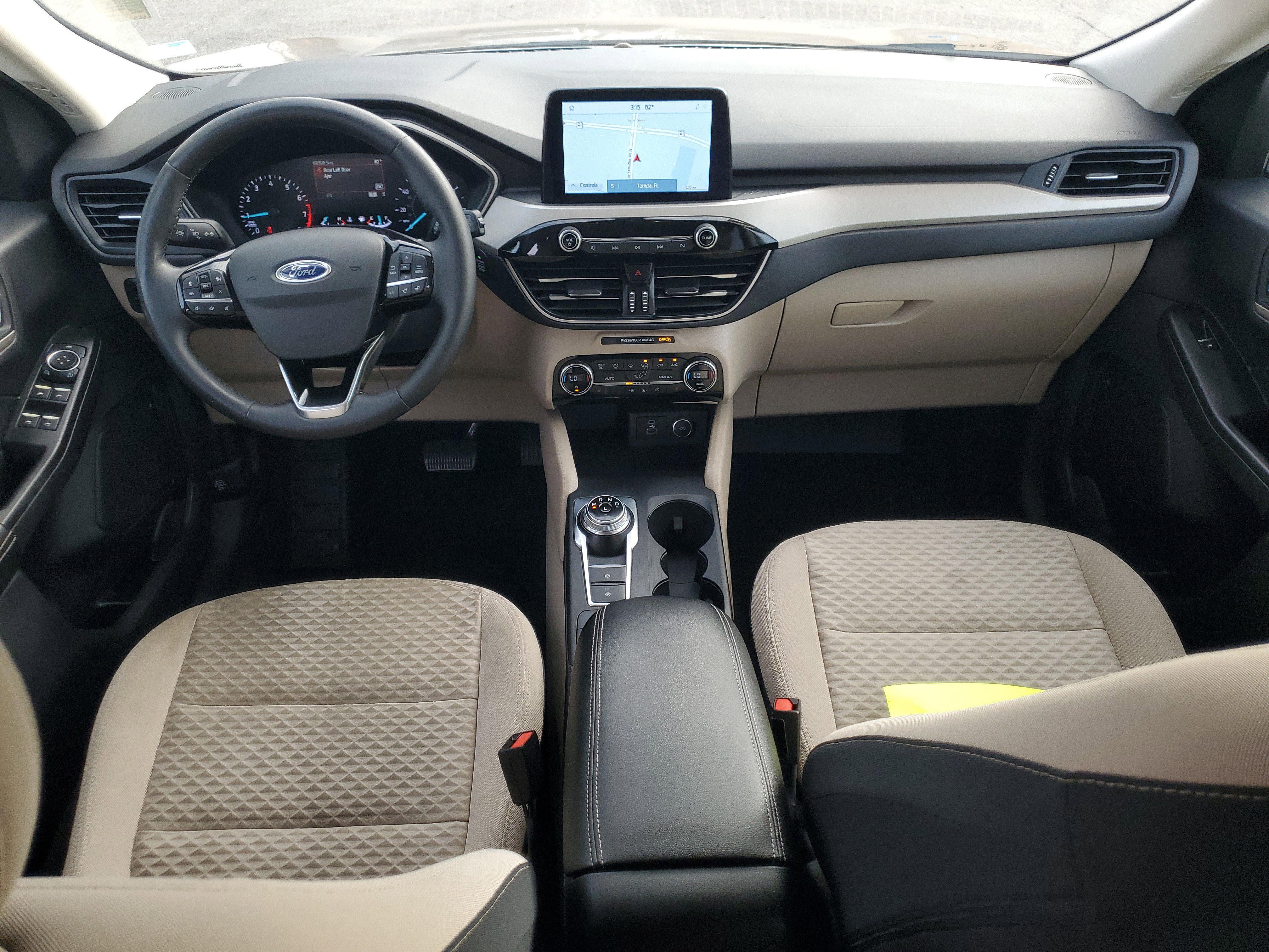 Used 2021 Ford Escape SE w/ SE Sport Appearance Package image 15