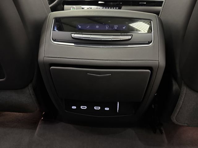 Used 2023 Cadillac Escalade Sport w/ Touring Package image 39