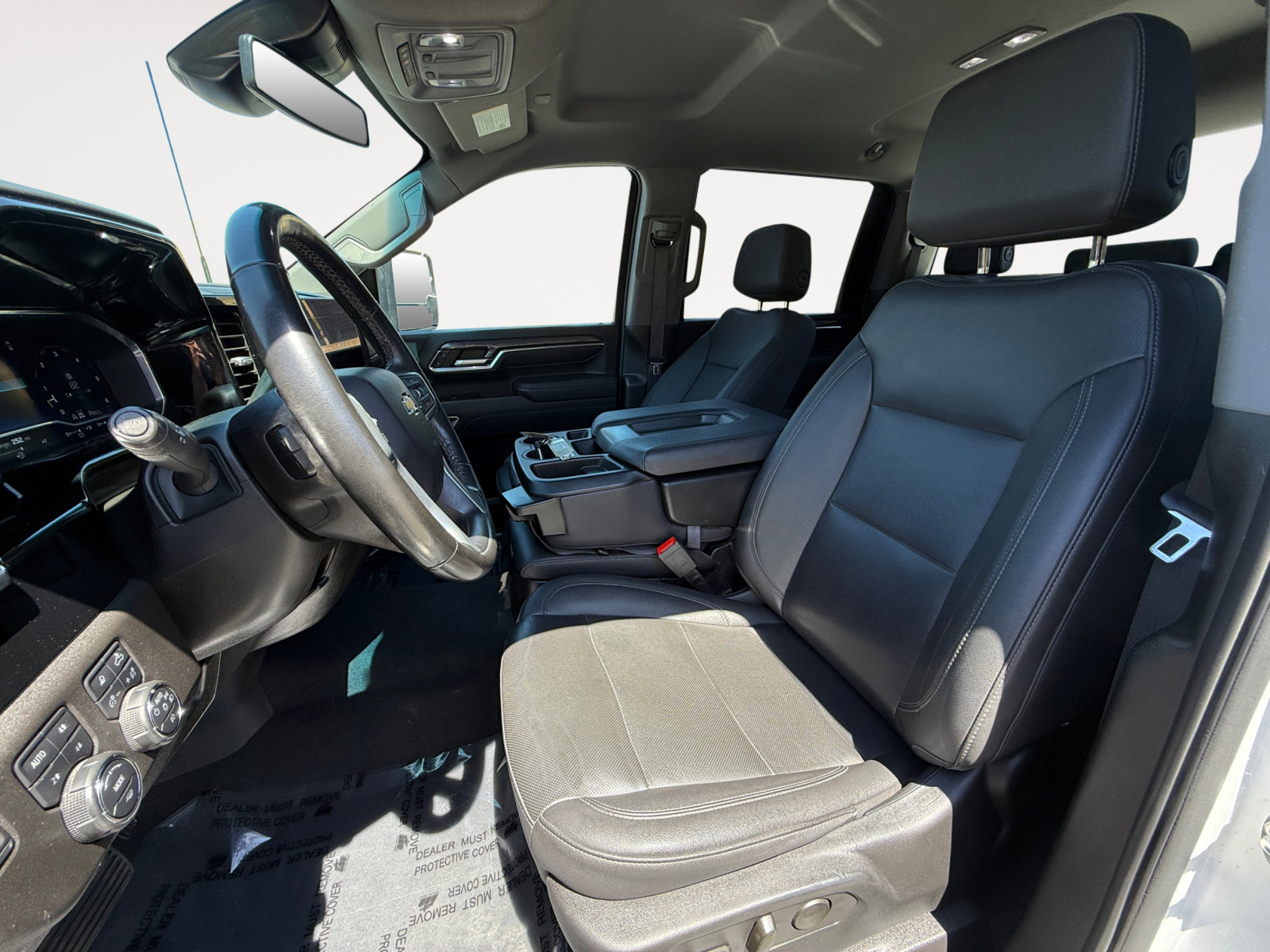 Used 2024 Chevrolet Silverado 2500 LTZ image 10