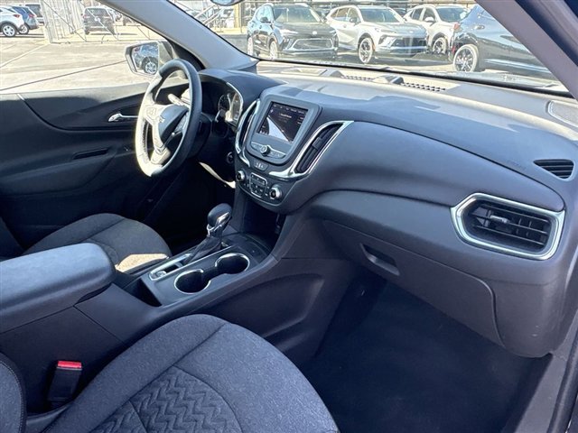 Certified 2024 Chevrolet Equinox LT w/ LPO, Floor Liner Package image 27