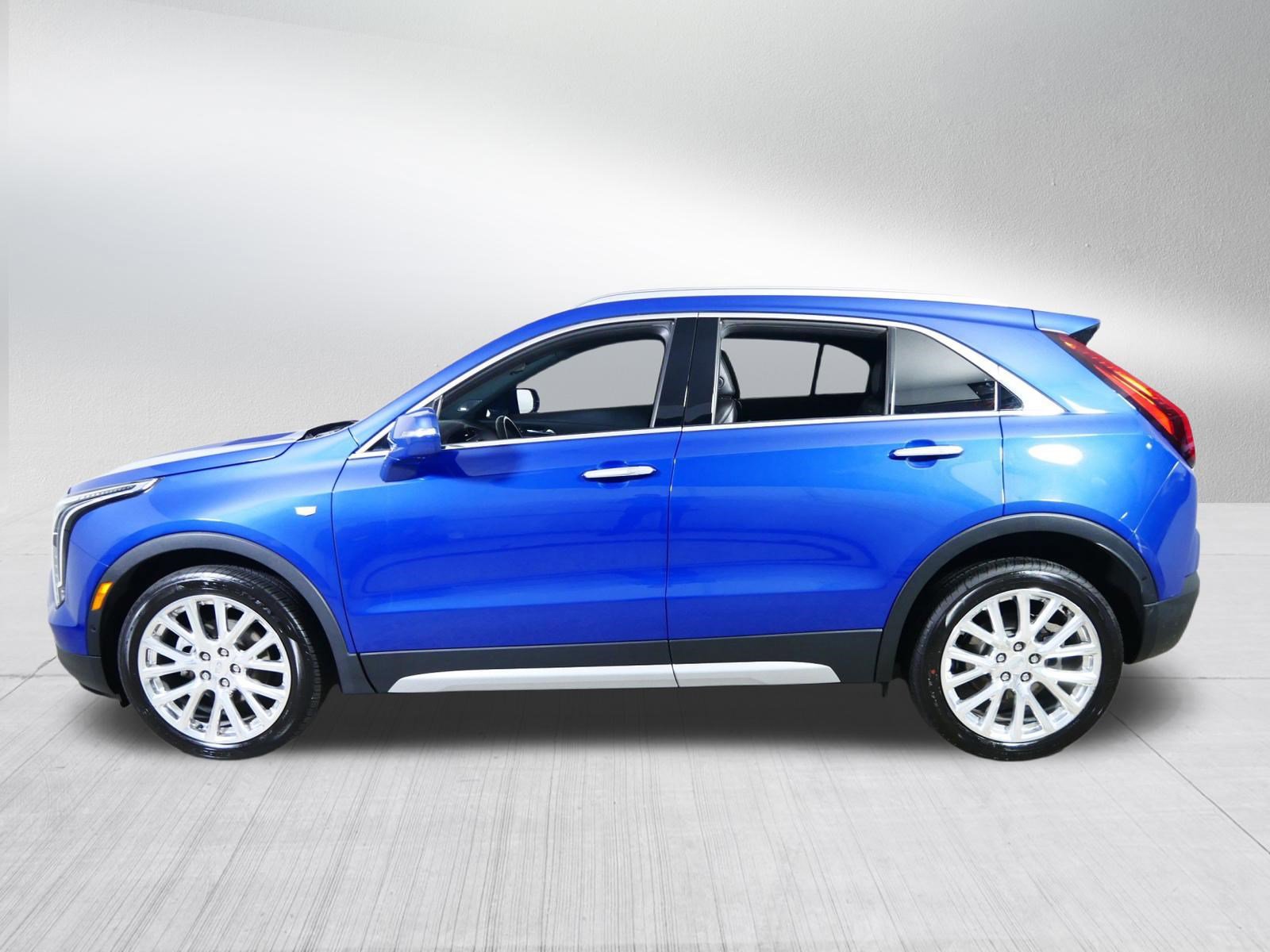 Used 2021 Cadillac XT4 Premium Luxury image 4