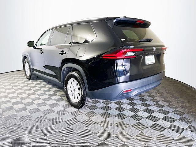 Certified 2025 Toyota Grand Highlander FWD image 6