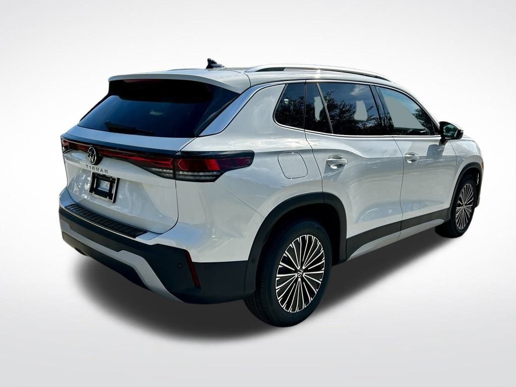 New 2026 Volkswagen Tiguan S image 5