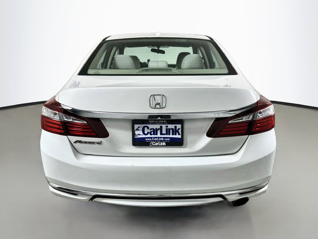 Used 2016 Honda Accord EX image 7