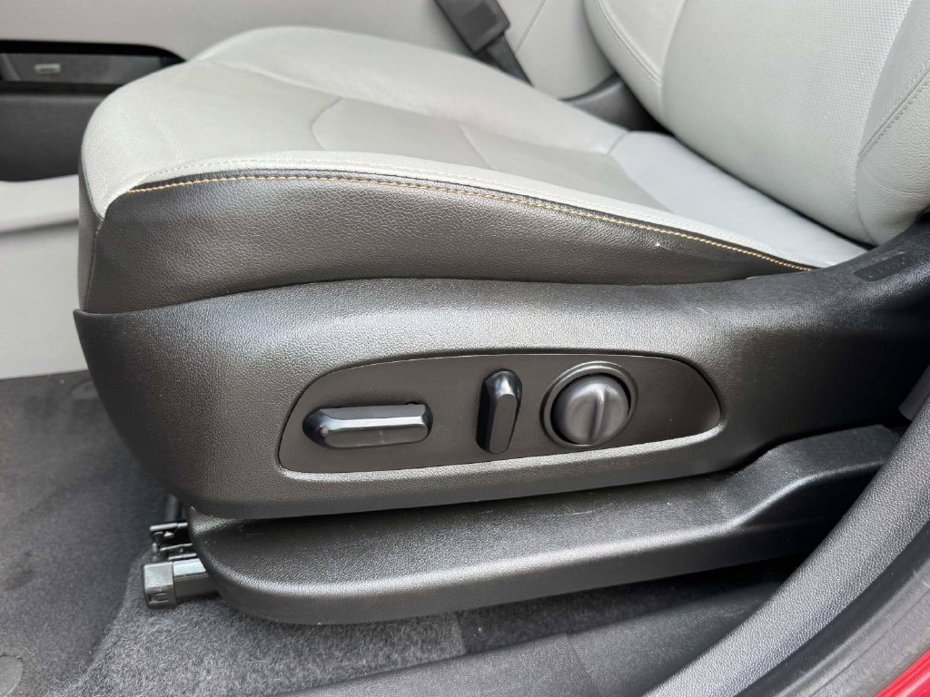 Used 2021 GMC Terrain SLT w/ Infotainment Package II FWD image 20