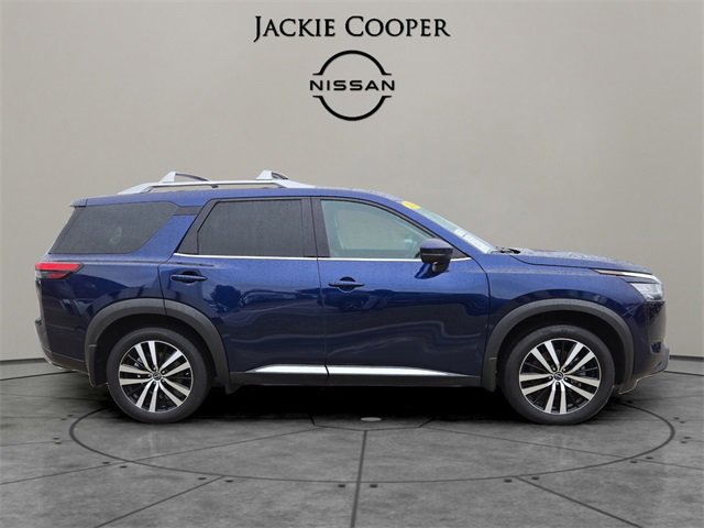 Certified 2024 Nissan Pathfinder Platinum w/ Cargo Package image 6