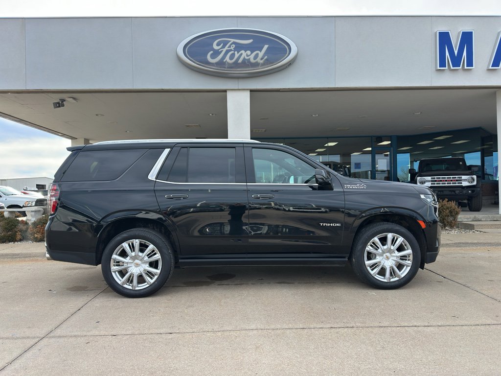 Used 2021 Chevrolet Tahoe High Country w/ Premium Package image 7