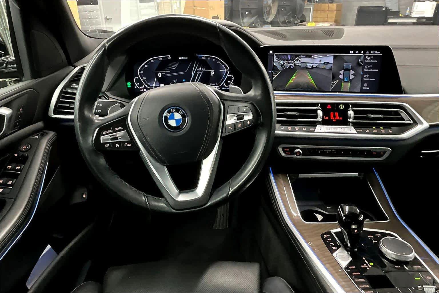 Used 2023 BMW X5 xDrive45e w/ Parking Assistance Package AWD/4WD image 6
