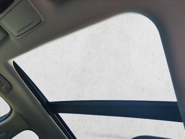 Used 2023 Honda Pilot Touring image 16