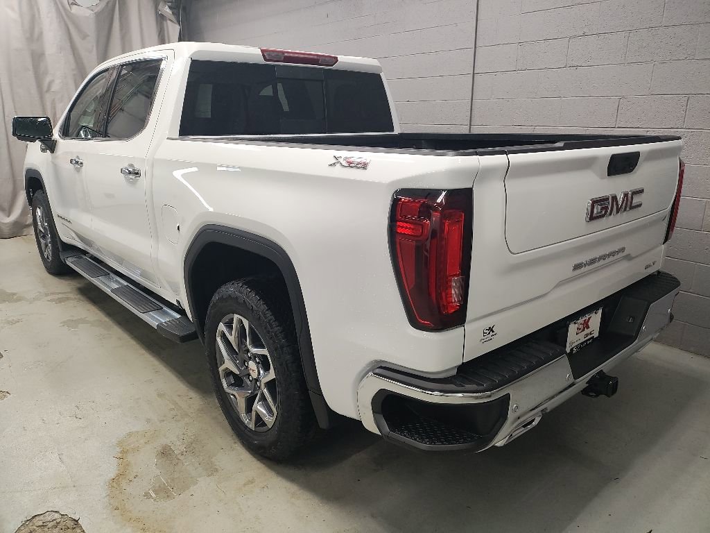New 2026 GMC Sierra 1500 SLT AWD/4WD image 18