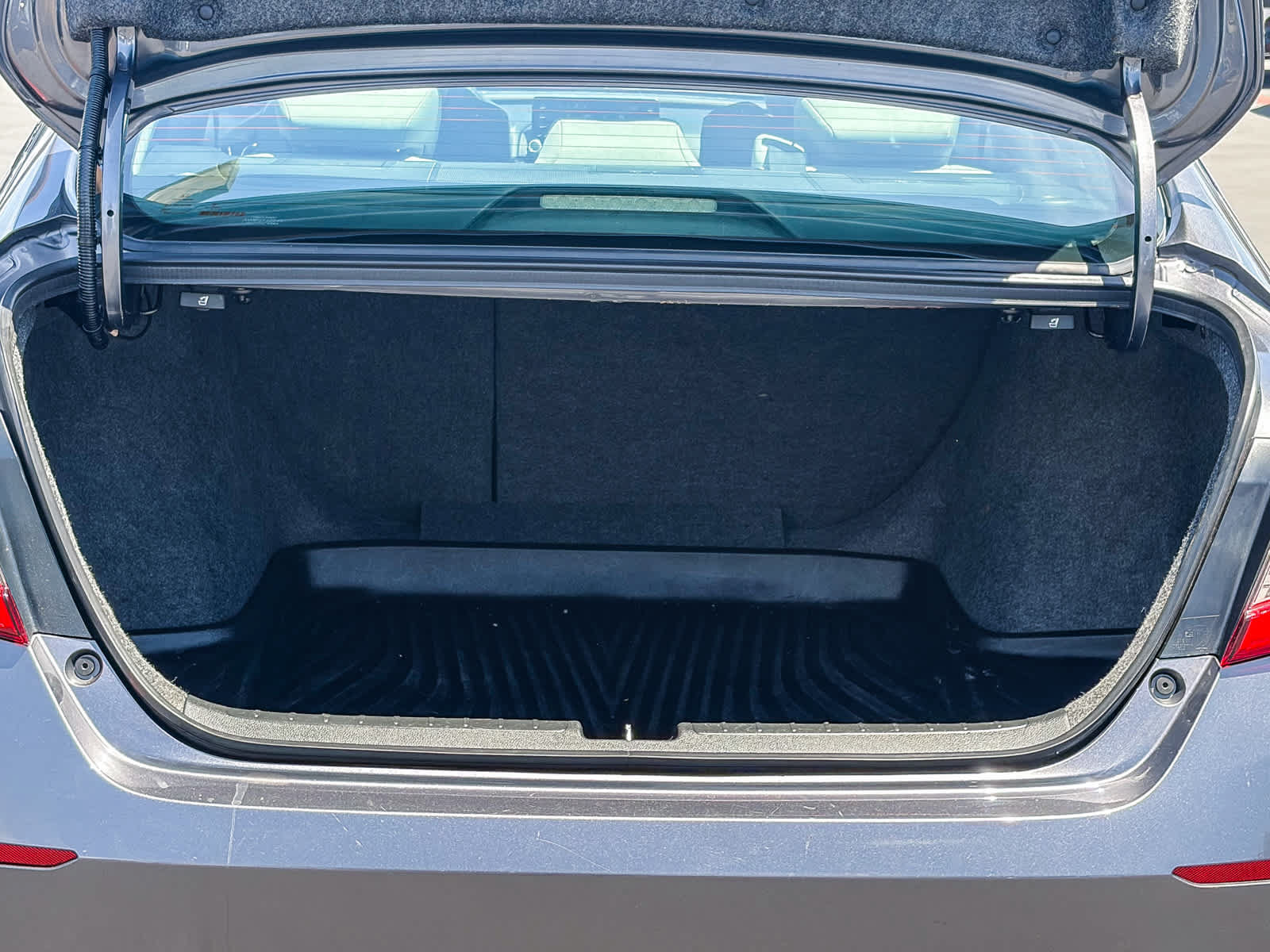 Used 2020 Honda Accord EX image 26