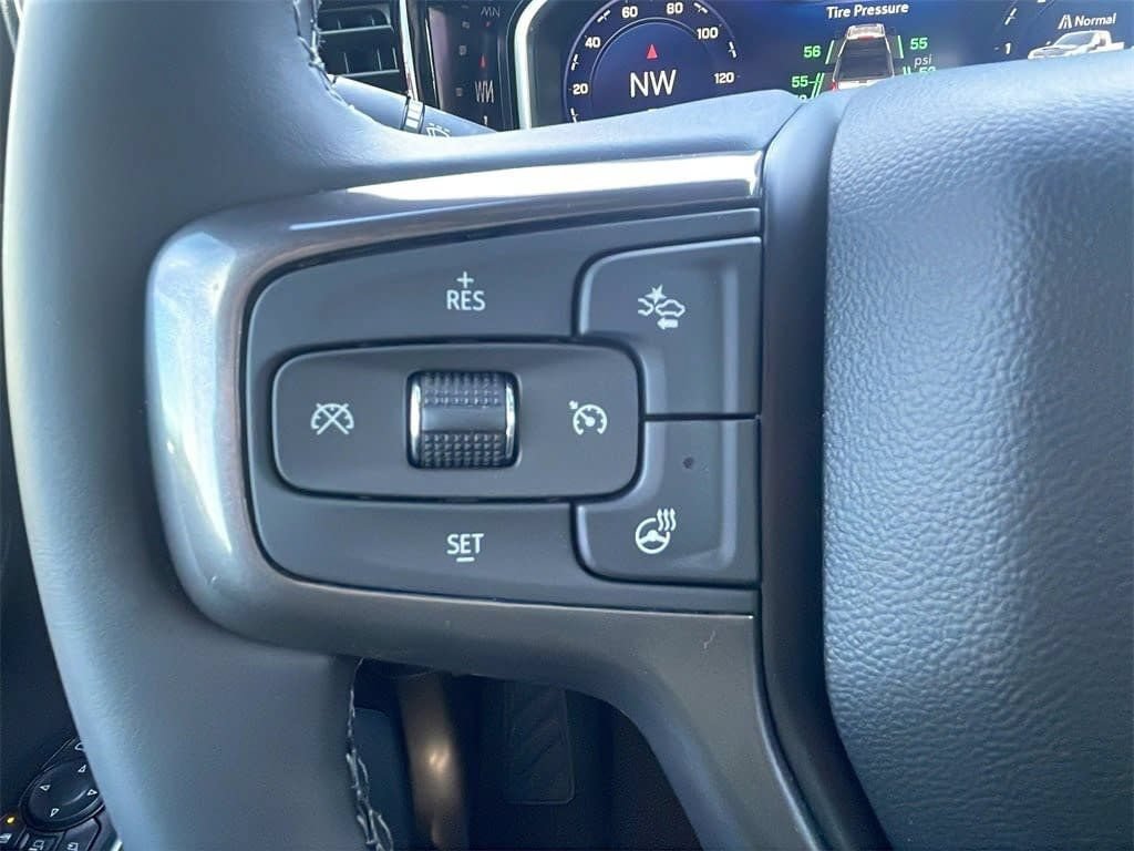 New 2026 Chevrolet Silverado 3500 High Country w/ High Country Premium Package AWD/4WD image 17