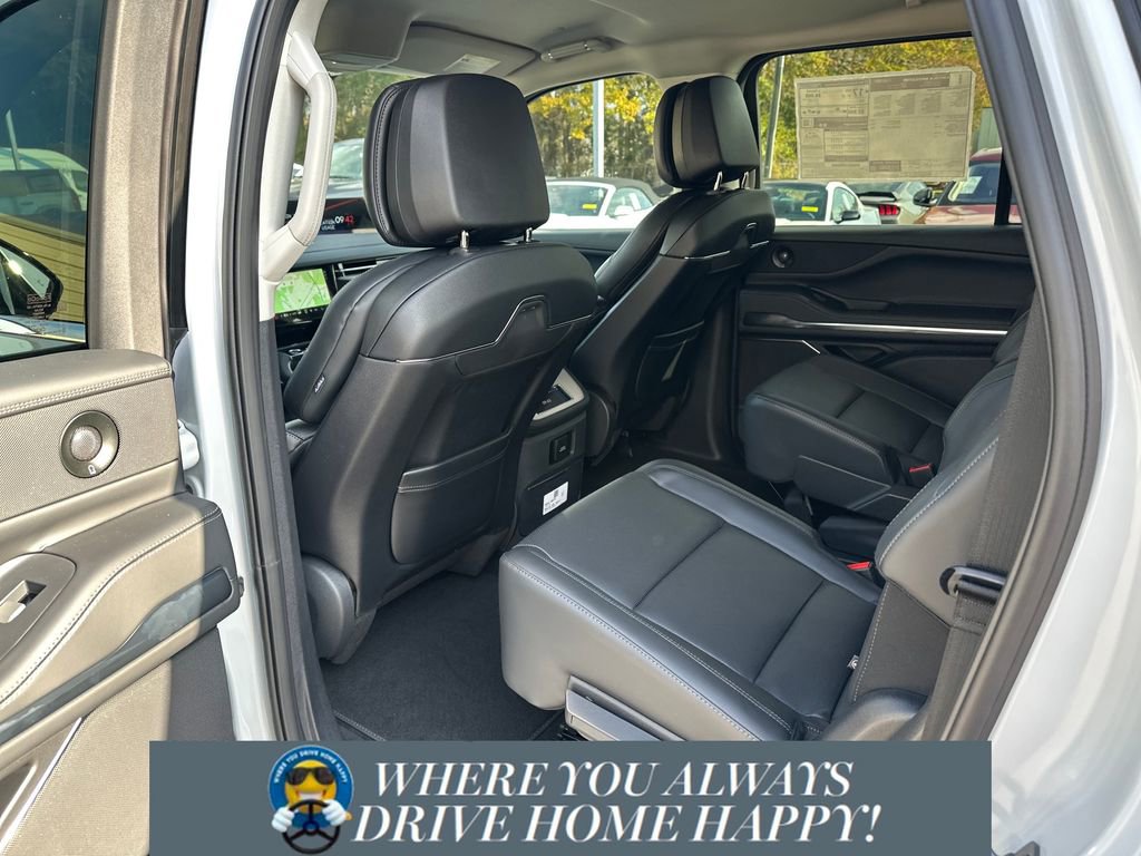 New 2026 Lincoln Navigator L Premier image 24