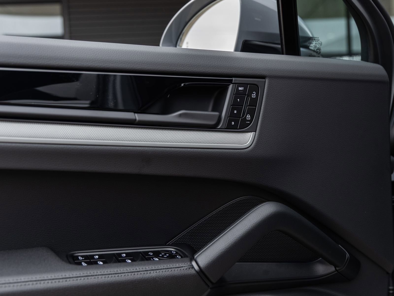 New 2026 Porsche Cayenne Coupe image 22