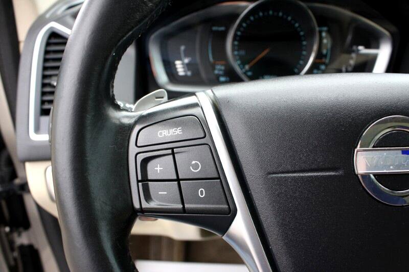 Used 2015 Volvo XC60 T6 w/ Protection Package image 22