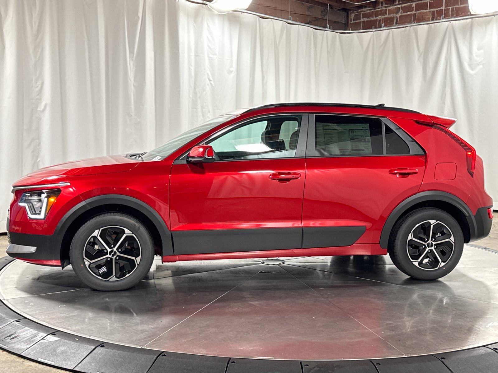 New 2026 Kia Niro FWD image 6