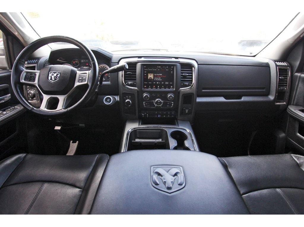 Used 2018 RAM 2500 Laramie w/ Sport Appearance Group AWD/4WD image 9