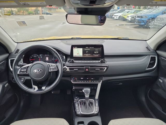 Used 2021 Kia Seltos SX w/ SX Sunroof Package image 26