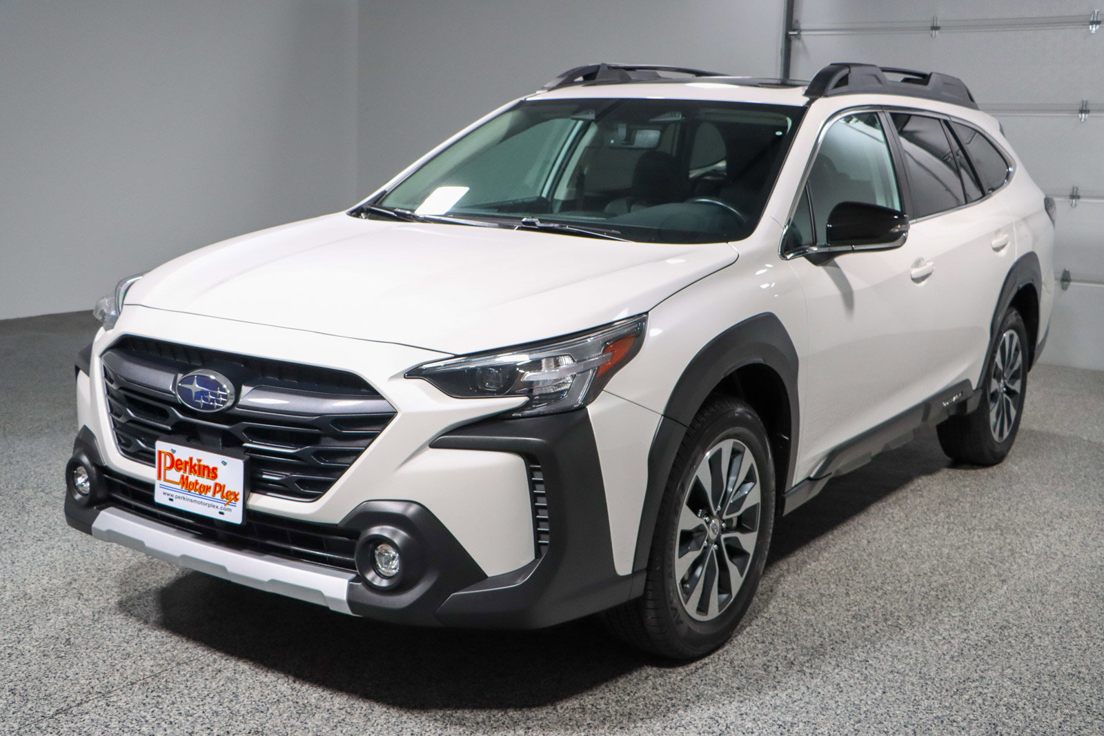 Used 2024 Subaru Outback Limited image 32