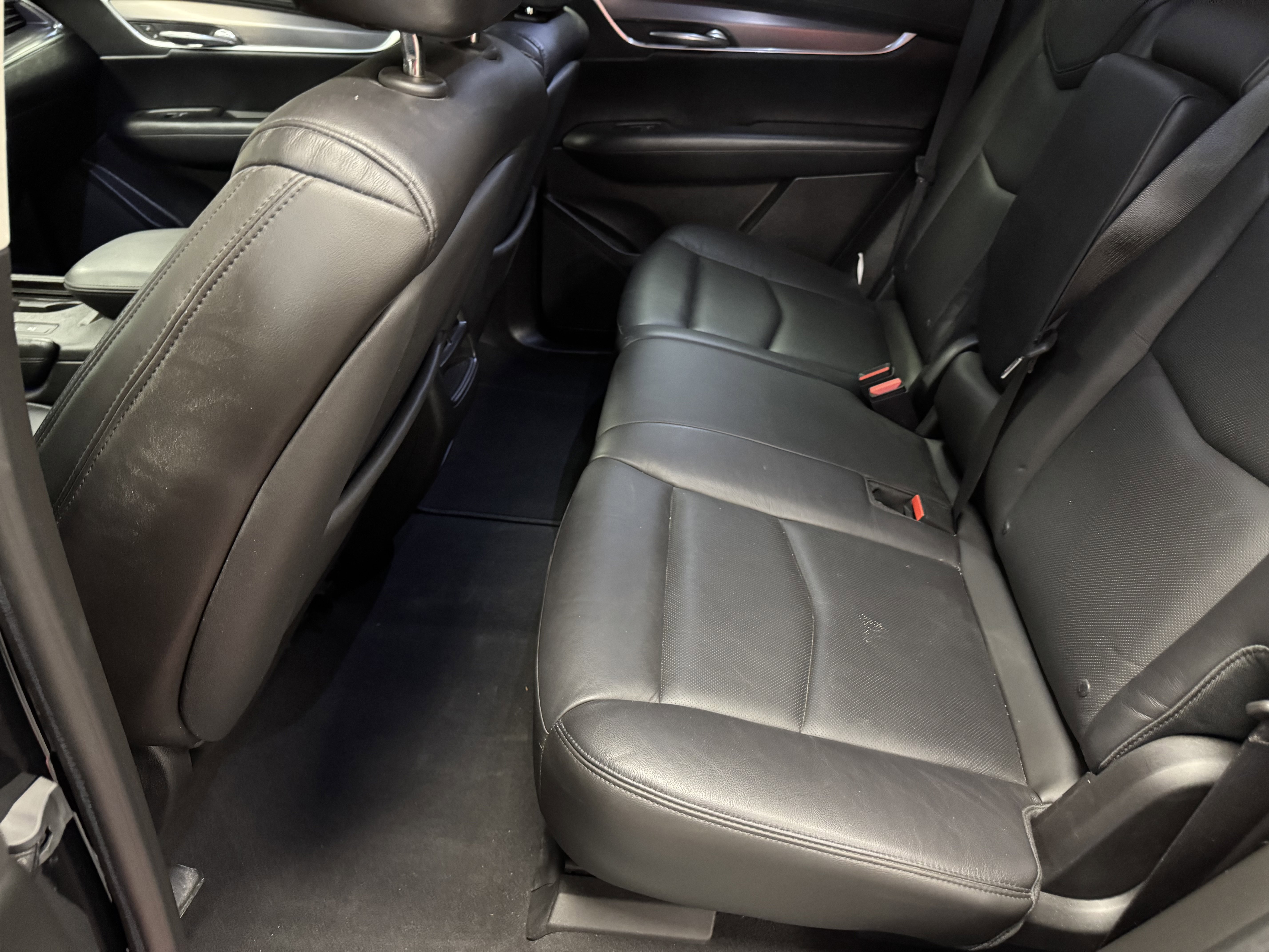 Used 2017 Cadillac XT5 Luxury image 18