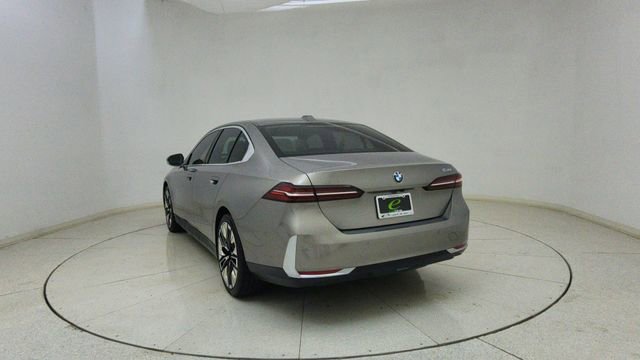 Used 2025 BMW 530i RWD image 72