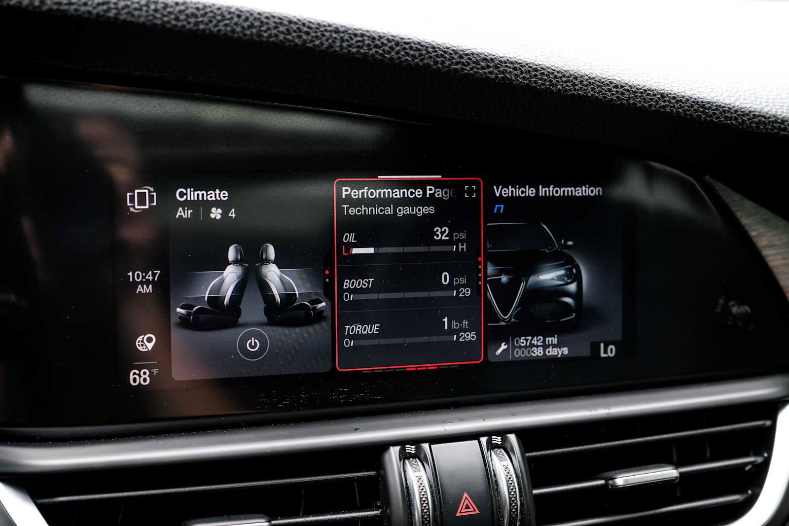 Used 2022 Alfa Romeo Giulia Ti AWD/4WD image 33