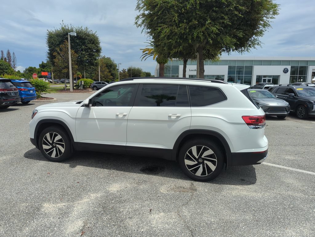 Used 2024 Volkswagen Atlas SE FWD image 10