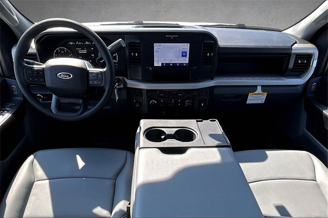 New 2026 Ford F550 4x4 Crew Cab Super Duty w/ XL Chrome Package image 5