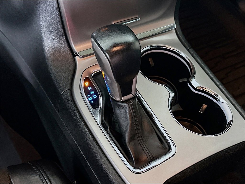 Used 2021 Jeep Grand Cherokee Laredo X image 22