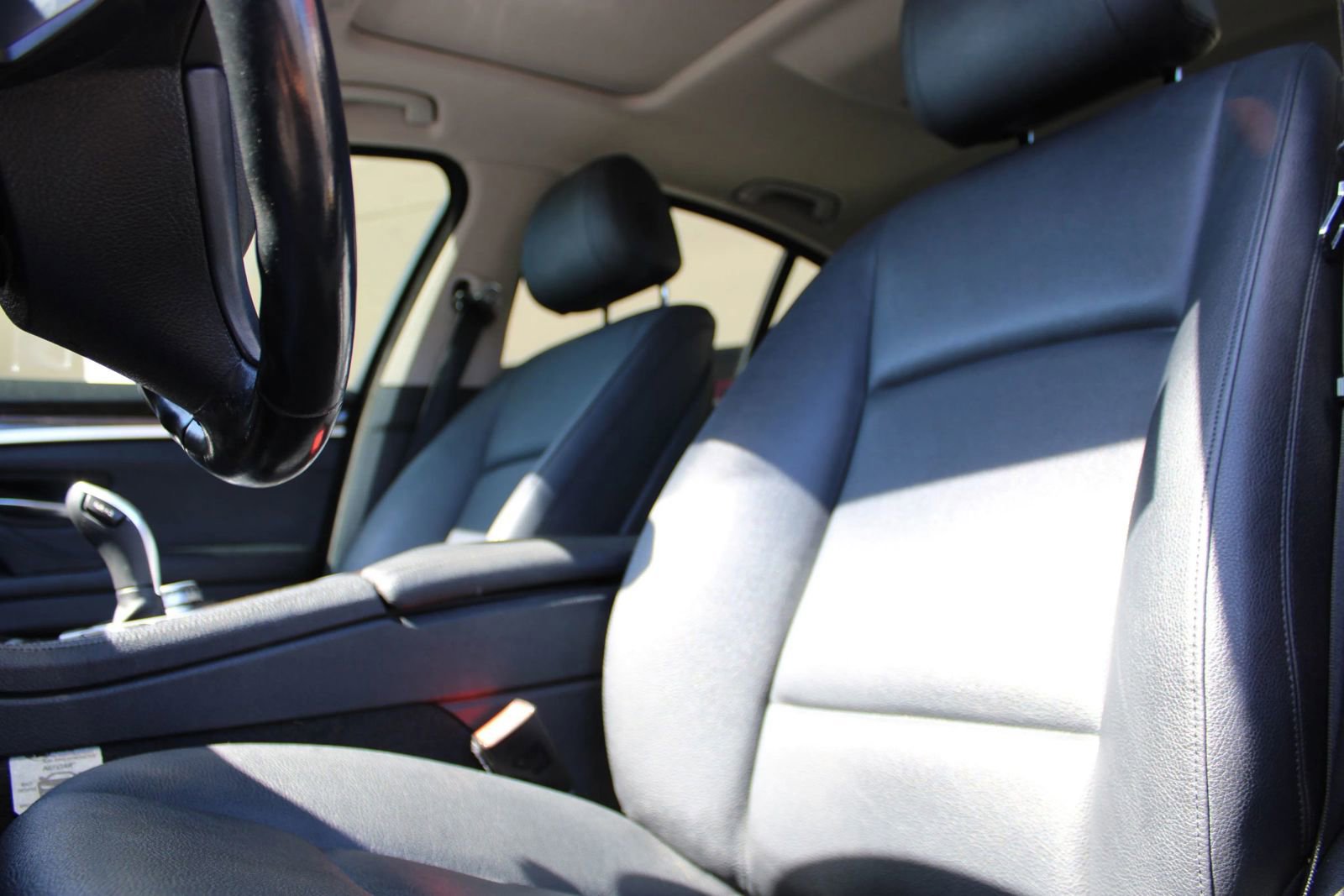 Used 2016 BMW 528i Sedan image 13