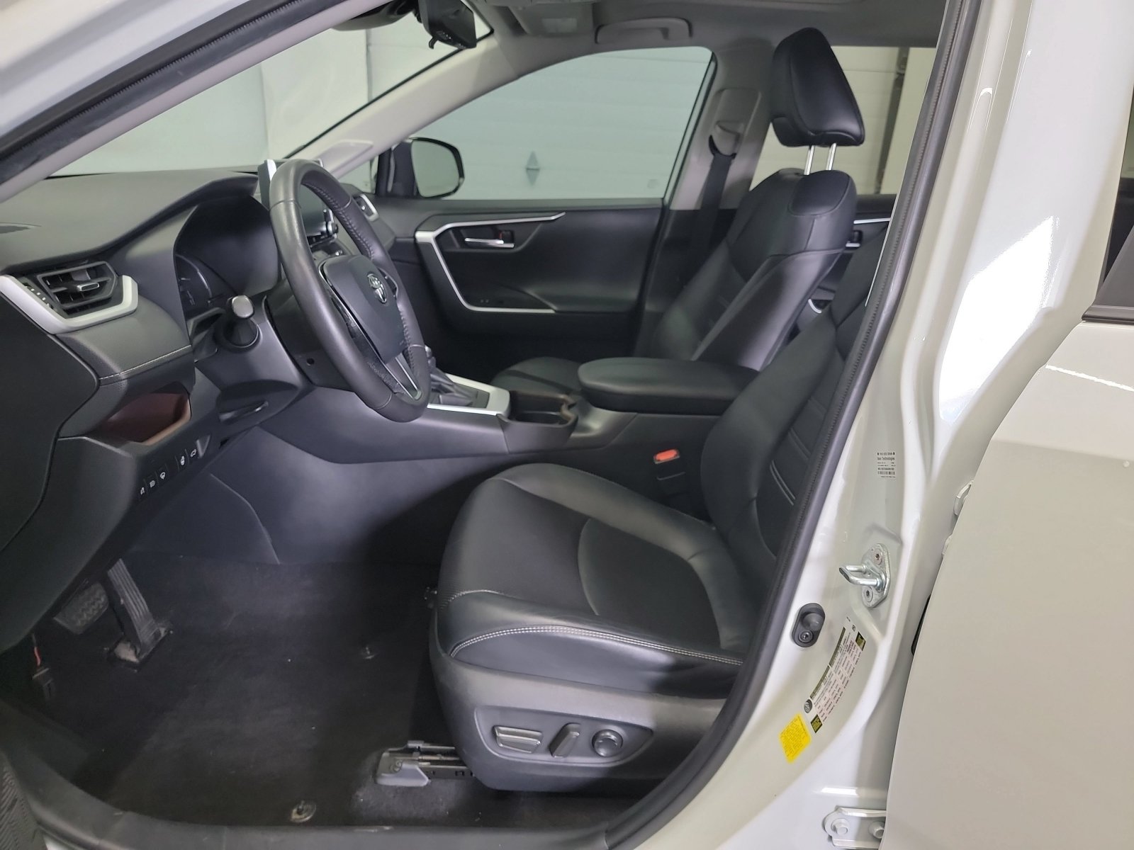 Used 2021 Toyota RAV4 Limited w/ Limited Grade Weather Package FWD image 12