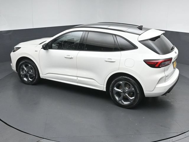 Certified 2024 Ford Escape ST-Line w/ Tech Pack #1 AWD/4WD image 50