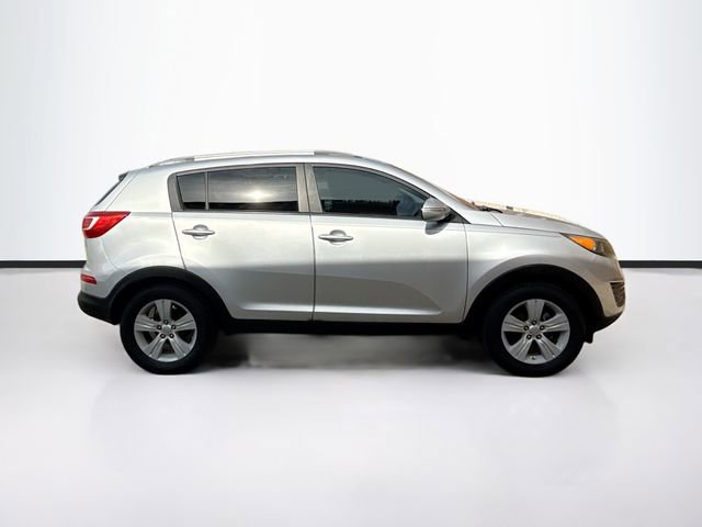 Used 2011 Kia Sportage LX w/ Navigation Pkg image 5