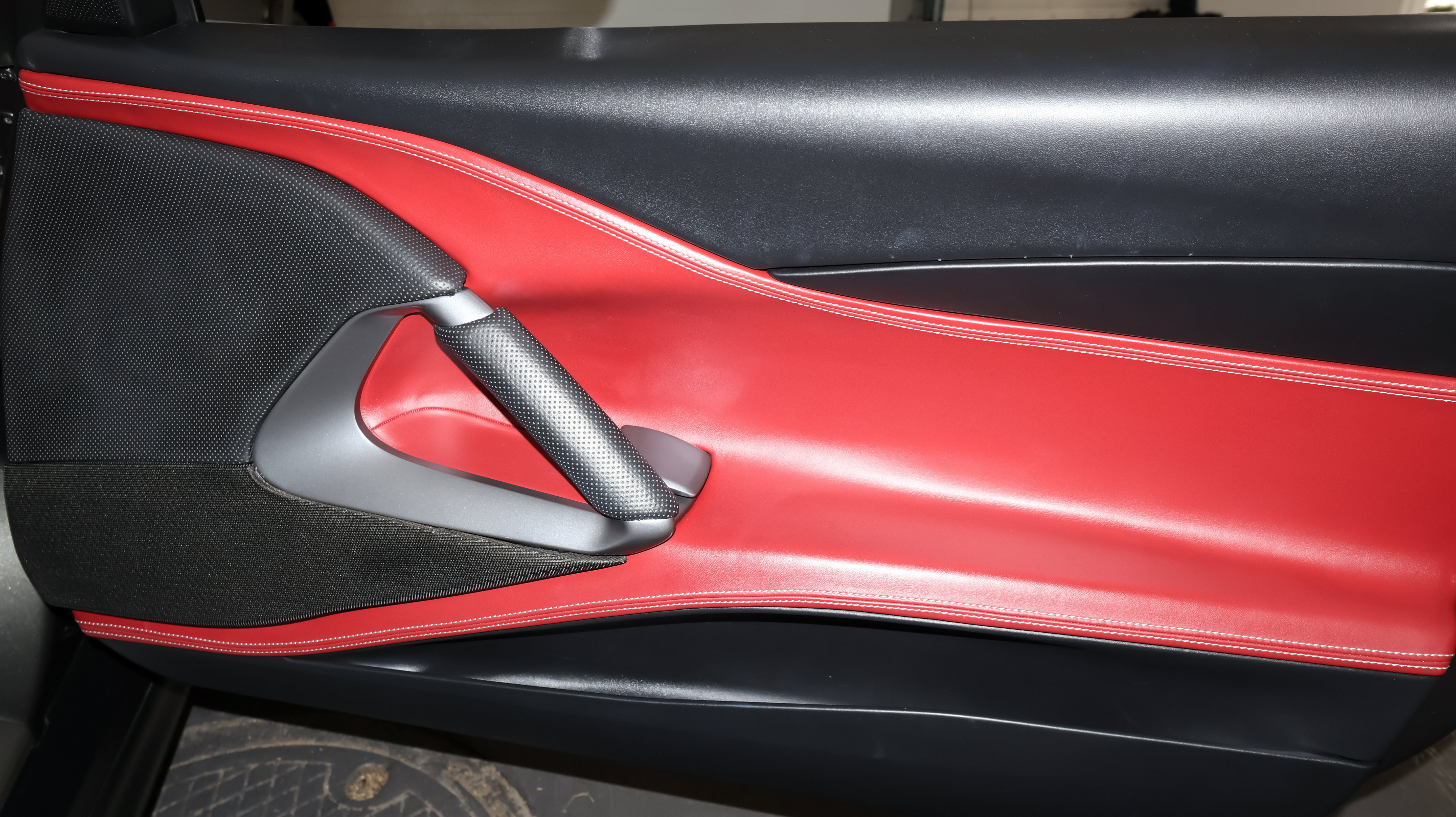 Used 2019 Ferrari 812 Superfast RWD image 50