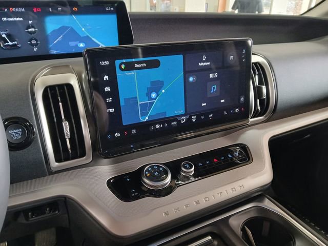 New 2025 Ford Expedition Active AWD/4WD image 17