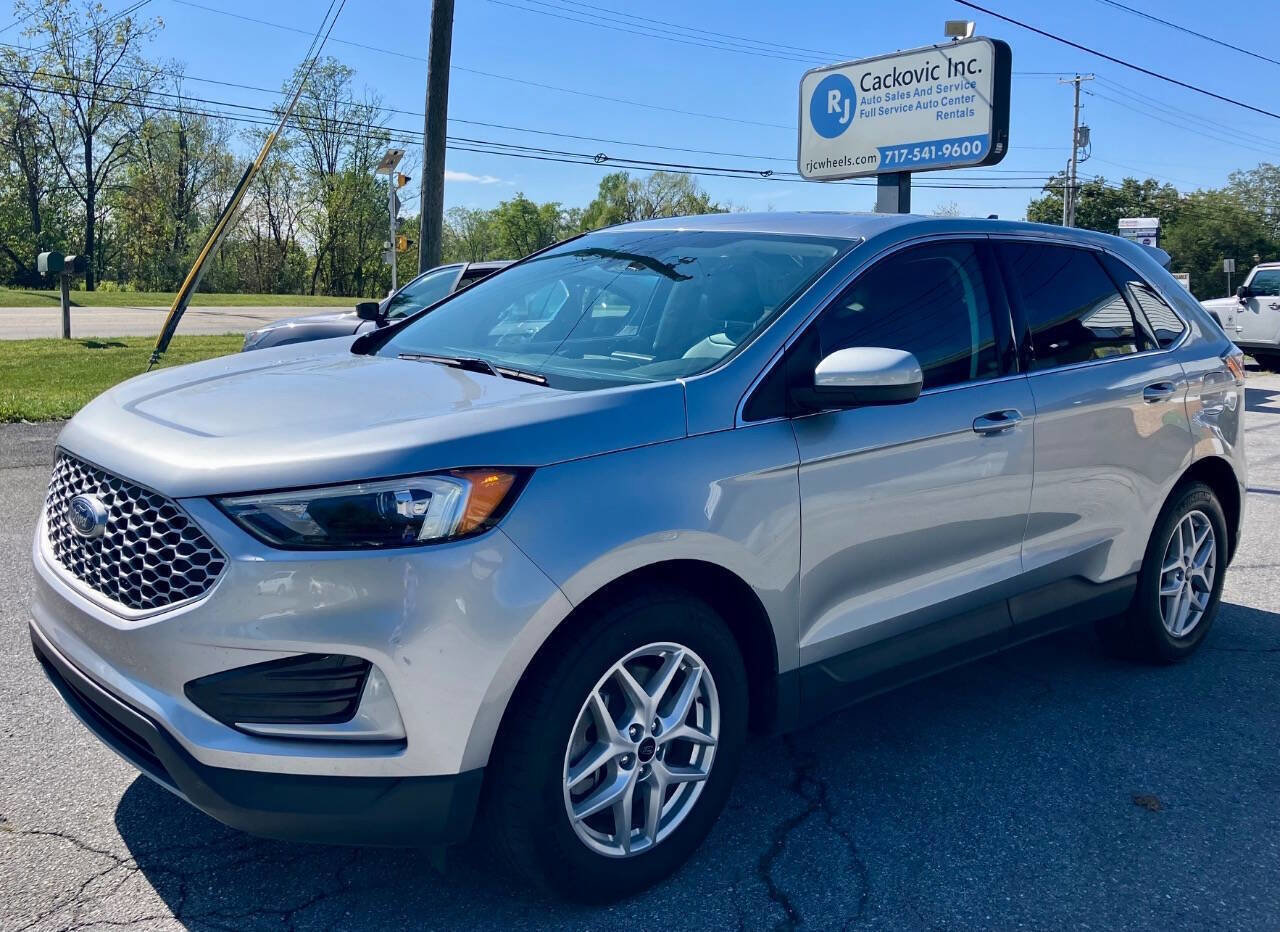 Used 2024 Ford Edge SEL image 2
