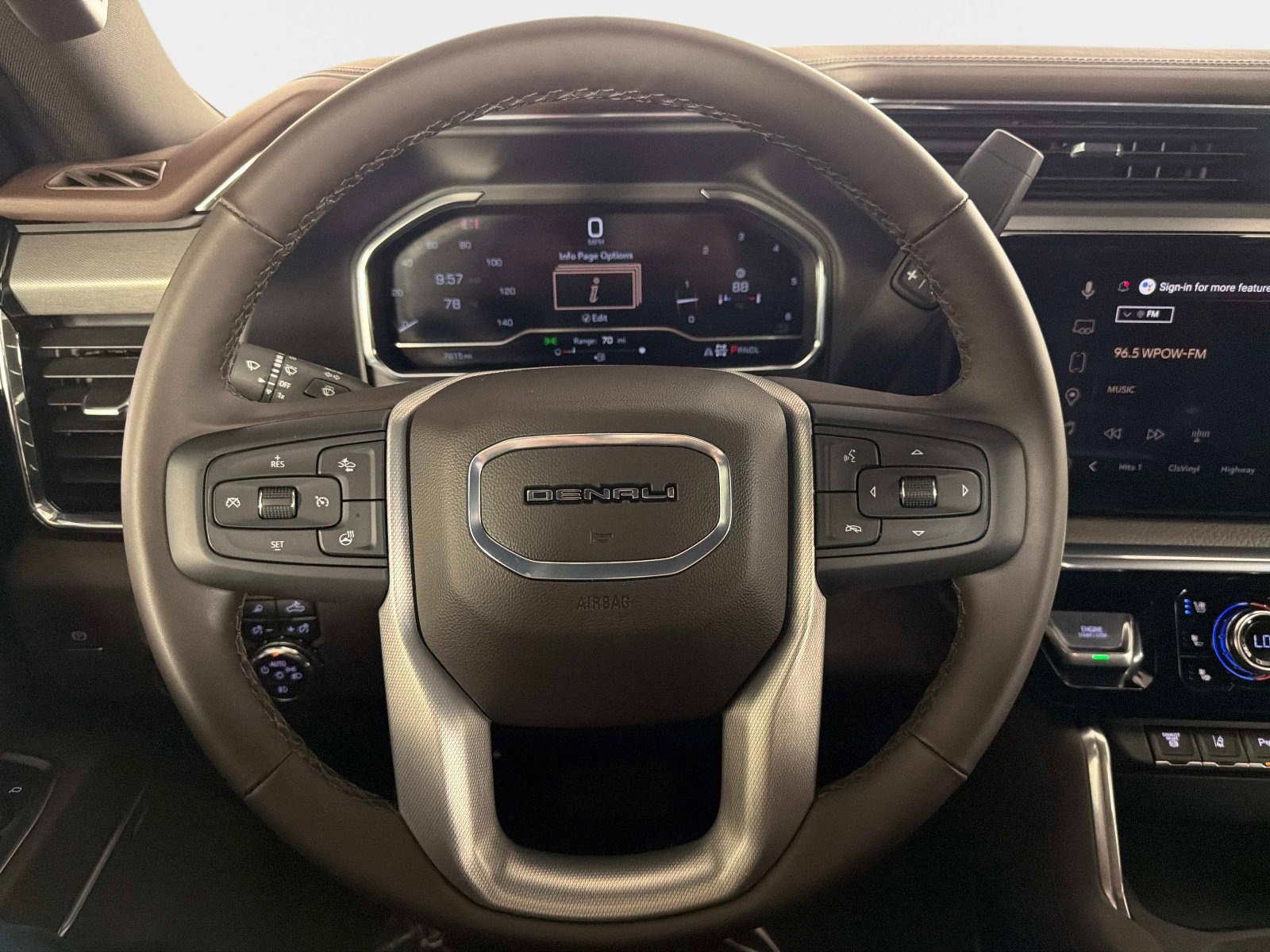 Used 2025 GMC Sierra 2500 Denali w/ Denali Reserve Package image 45