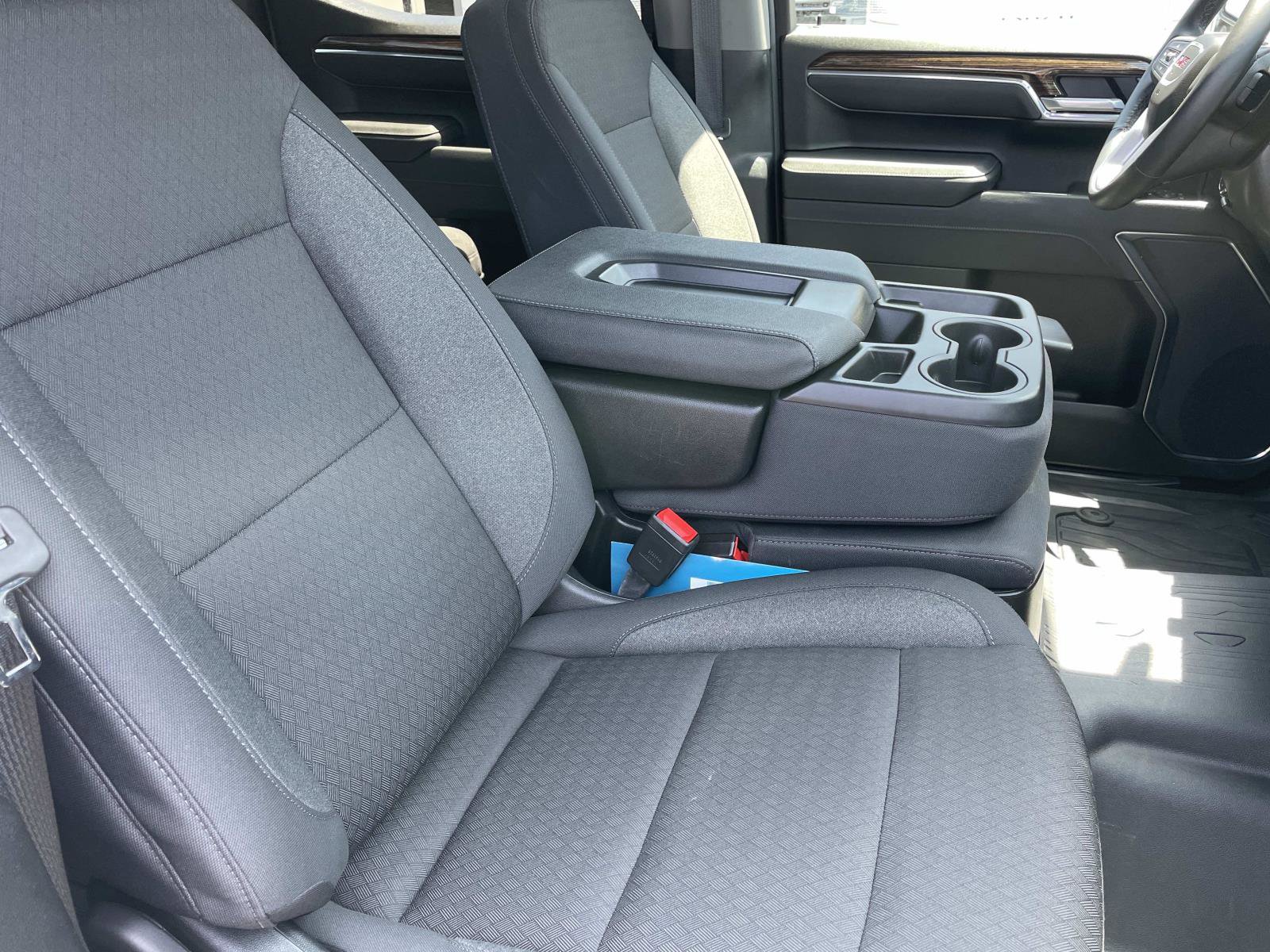 Used 2026 GMC Sierra 1500 Elevation w/ Elevation Select Package RWD image 28