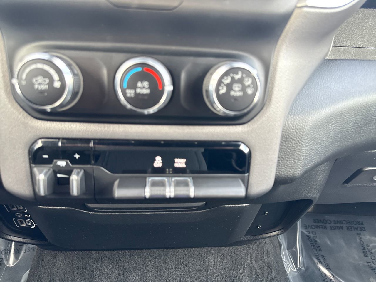 Used 2022 RAM 1500 Big Horn image 23