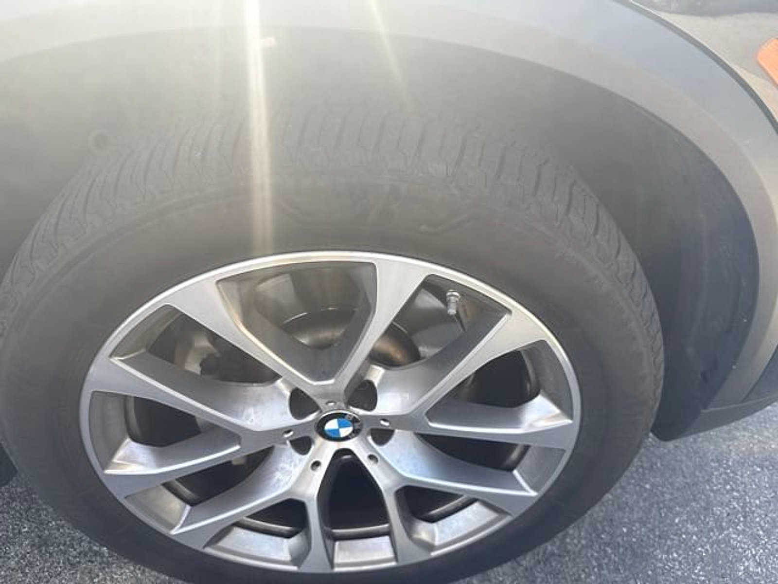Used 2022 BMW X5 xDrive40i w/ Premium Package AWD/4WD image 33
