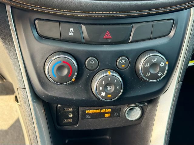 Used 2020 Chevrolet Trax LT w/ Driver Confidence Package image 15