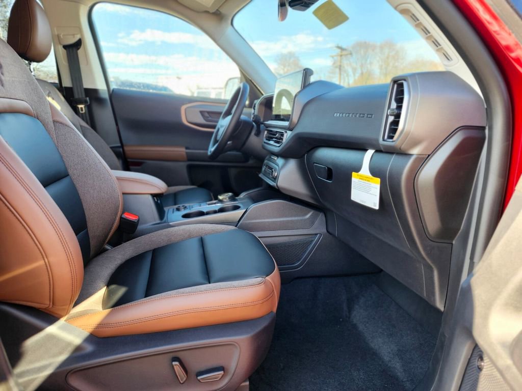 New 2025 Ford Bronco Sport Outer Banks w/ Outer Banks Tech Package+ image 11