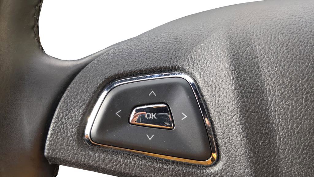 Used 2015 Lincoln MKC FWD w/ Equipment Group 101A Select image 21