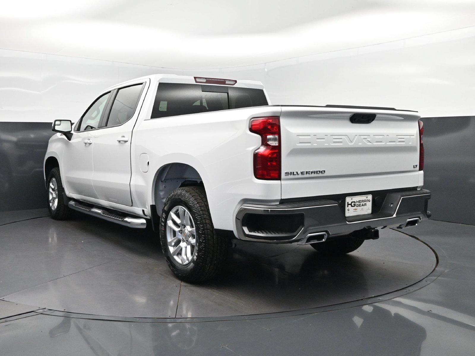 New 2026 Chevrolet Silverado 1500 LT w/ Z71 Off-Road Package AWD/4WD image 5