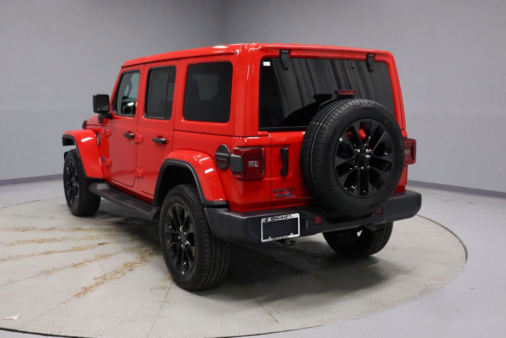 Used 2025 Jeep Wrangler Unlimited Sahara image 9